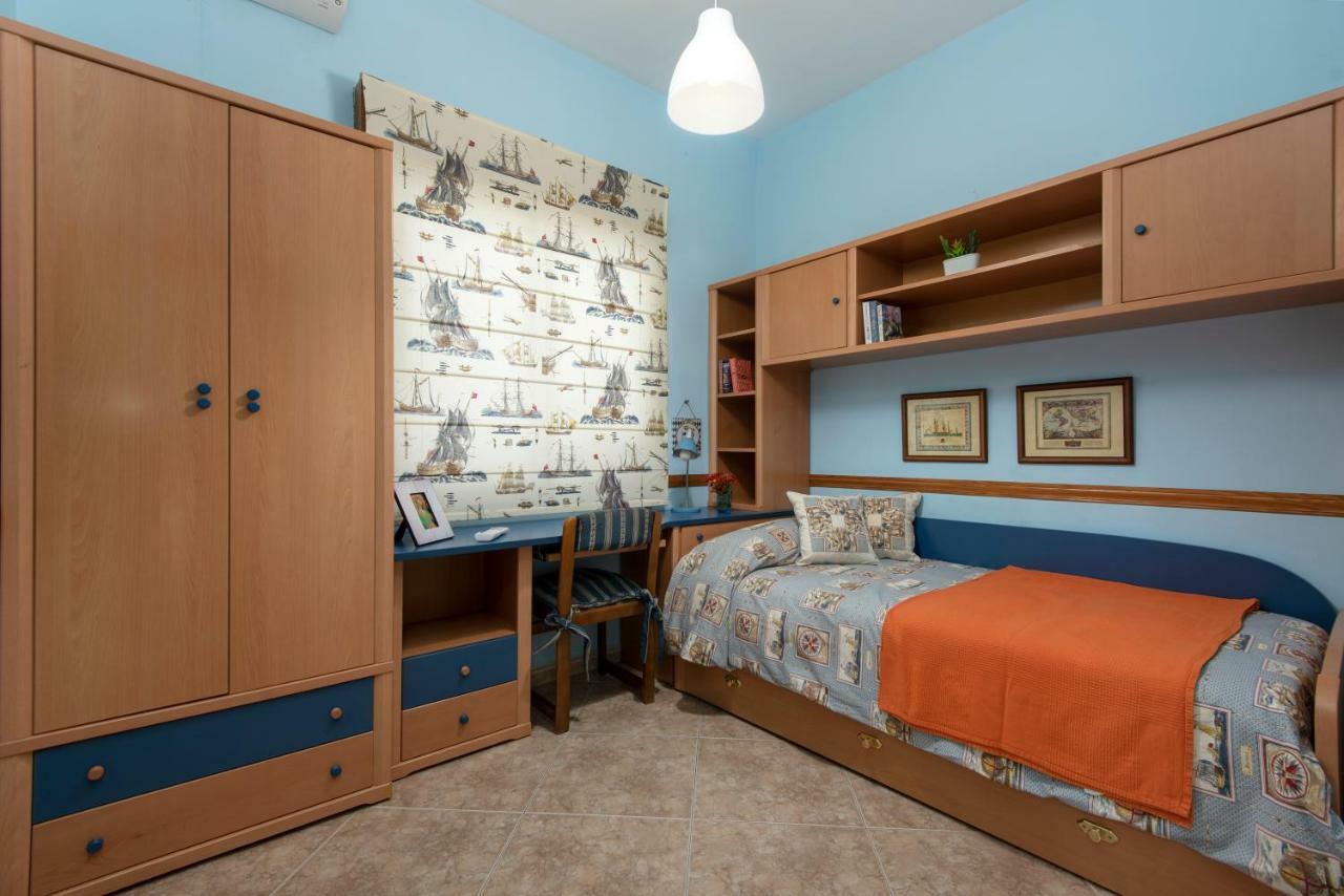 Downtown -parking Included- Apartment *
